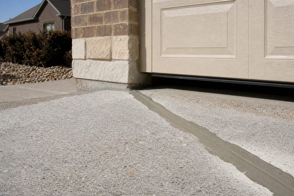Hydraulic cement sealant photo
